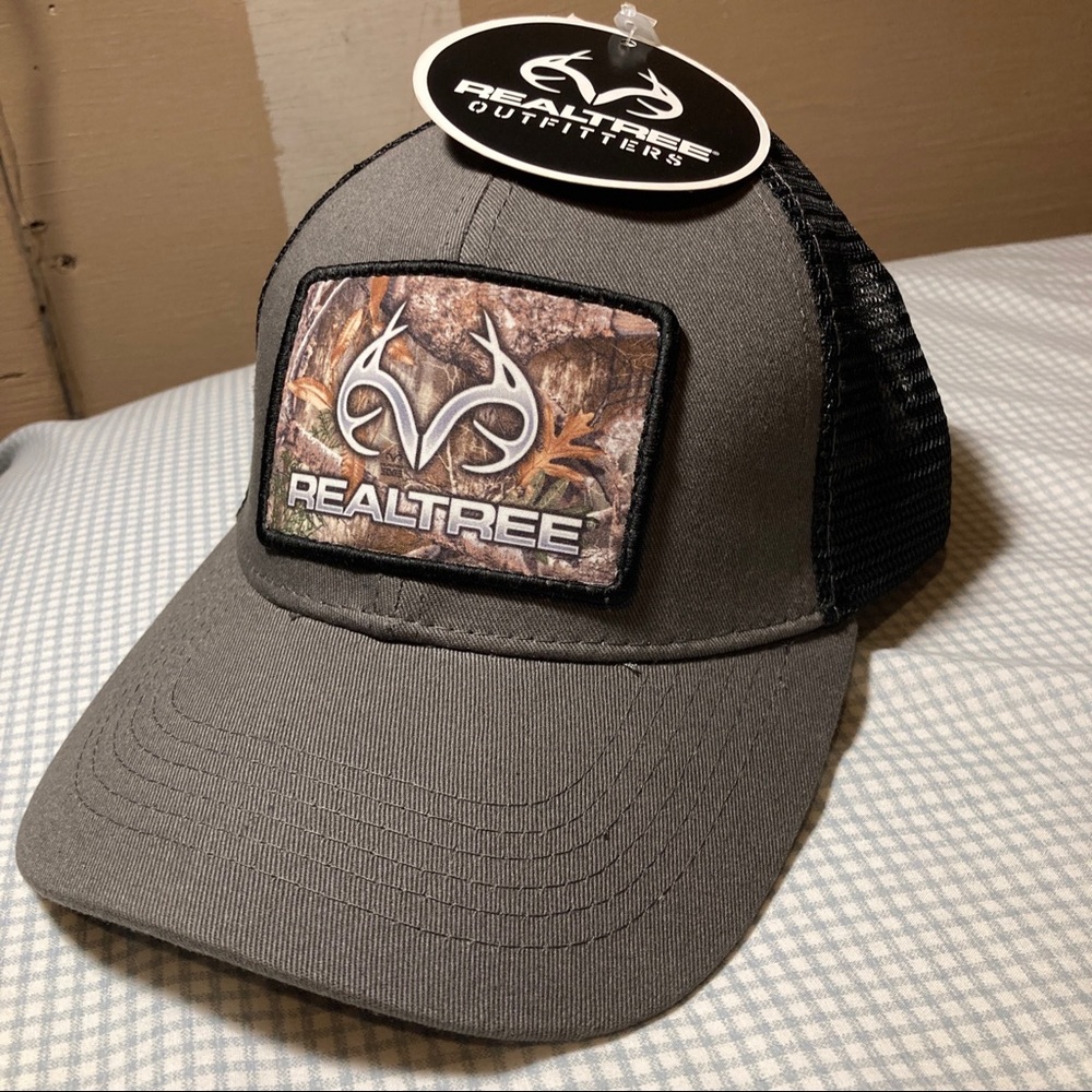 Real tree hat.